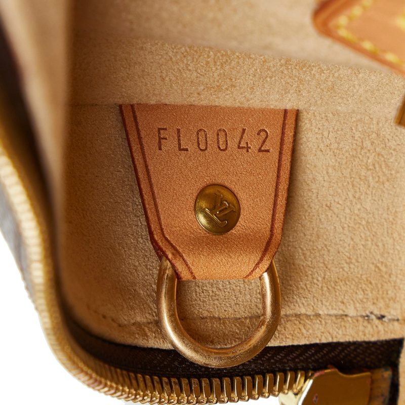 LOUIS VUITTON Monogram Cite GM Shoulder Bag - Image 7