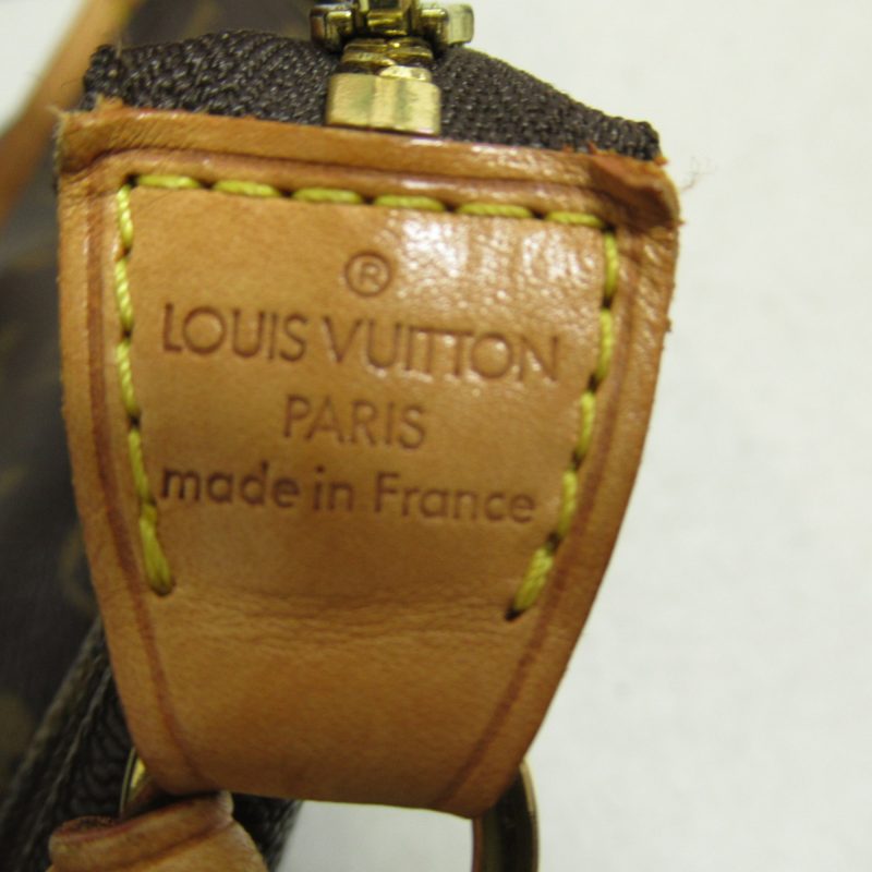 LOUIS VUITTON Pochette Accessoires Brown Monogram PVC coated canvas M51980 - Image 6